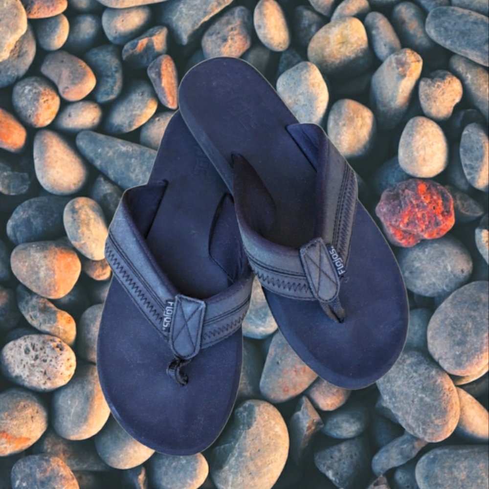 FLOJOS Mens Flip flops Sz 9/10 - Picture 2 of 4